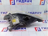 Фара правая Mitsubishi Outlander 8301A162