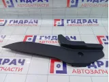 Накладка консоли правая Mitsubishi Outlander 8011A076XA