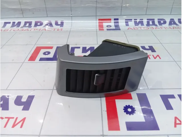 Дефлектор торпедо правый Mitsubishi Outlander 8030A024XA