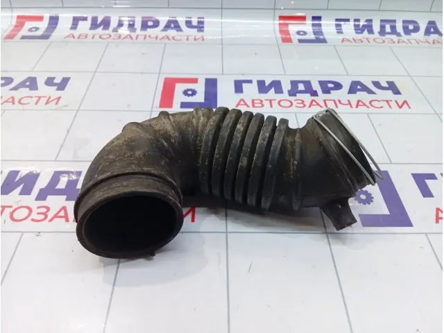 Патрубок воздушного фильтра Mitsubishi Outlander 1505A212