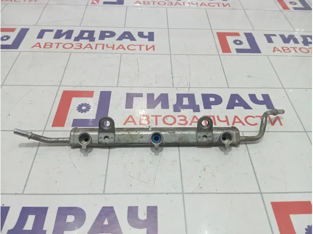 Топливная рампа (топливная рейка) правая Mitsubishi Outlander 1465A133