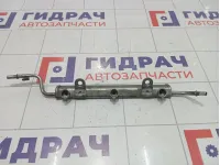 Топливная рампа (топливная рейка) левая Mitsubishi Outlander 1465A132