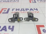 Петли двери передней левой Mitsubishi Outlander