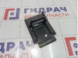 Кронштейн сиденья правого Mitsubishi Outlander 6958A062