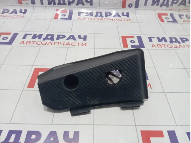 Накладка декоративная под ногу водителя Mitsubishi Outlander 7655A010