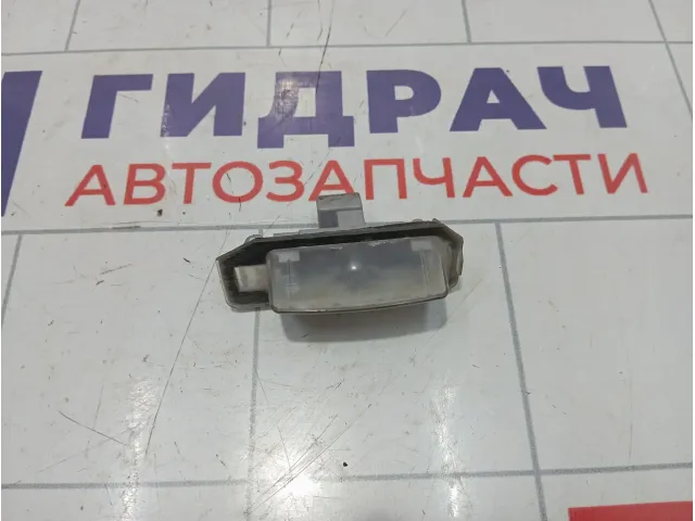 Фонарь подсветки номера Mitsubishi Outlander 8341A009
