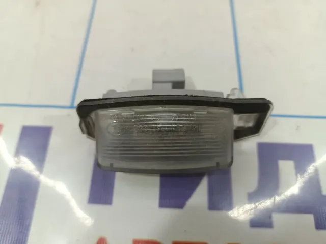 Фонарь подсветки номера Mitsubishi Outlander (GF) 8341A009