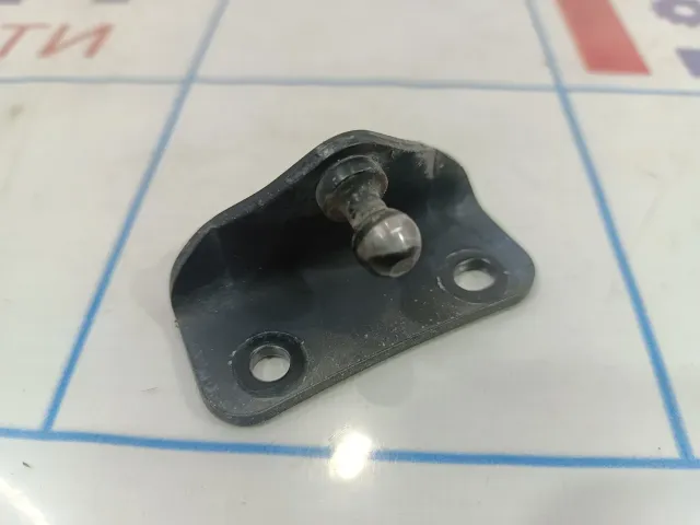 Опора амортизатора двери багажника Mitsubishi Outlander (GF)