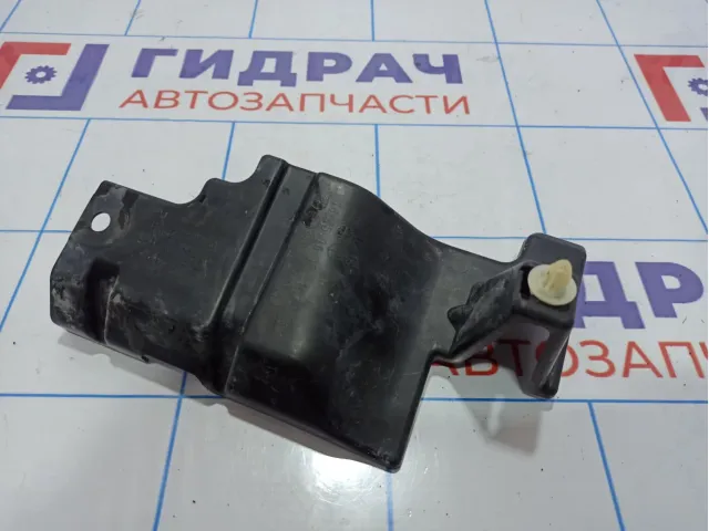 Кронштейн решетки радиатора верхний левый Mitsubishi Outlander (GF) 6400D922