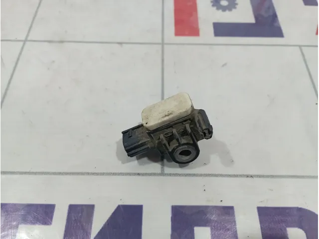 Датчик AIR BAG Mitsubishi Outlander (GF) 8651A165