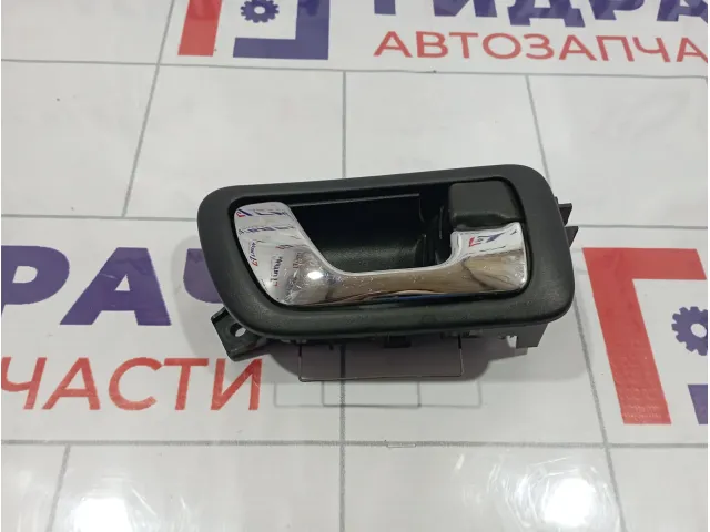 Ручка двери внутренняя правая Mitsubishi Pajero (V90) 5716A242XA