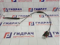 Трос открывания капота Mitsubishi Pajero (V90) Трос открывания капота Mitsubishi Pajero (V90)