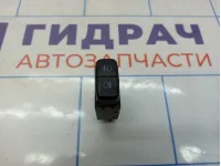 Кнопка противотуманки Mitsubishi Pajero (V90) MR190953