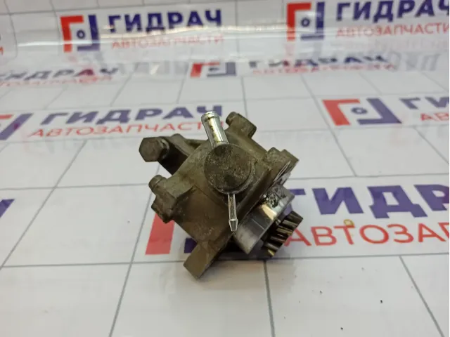 Насос вакуумный Mitsubishi Pajero (V90) 2020A019