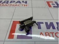 Клапан электромагнитный Mitsubishi Pajero (V90) 8657A010 Клапан электромагнитный Mitsubishi Pajero (V90) 8657A010