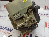 Блок ABS (насос) Mitsubishi Pajero (V90) MR569728