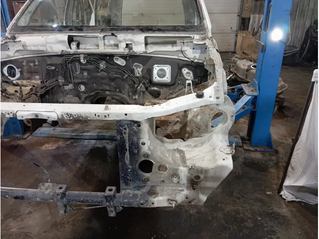 Лонжерон передний левый Mitsubishi Pajero Sport