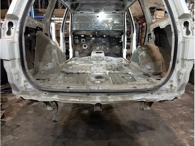 Панель задняя Mitsubishi Pajero Sport