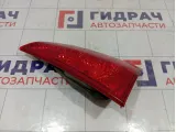 Фонарь задний внутренний левый Mitsubishi Pajero Sport 8331A161