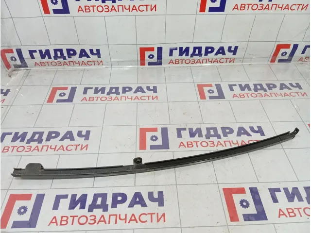 Направляющая стекла двери задняя правая Mitsubishi Pajero Sport 5735A168