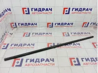 Накладка стекла заднего правого Mitsubishi Pajero Sport 5757A108