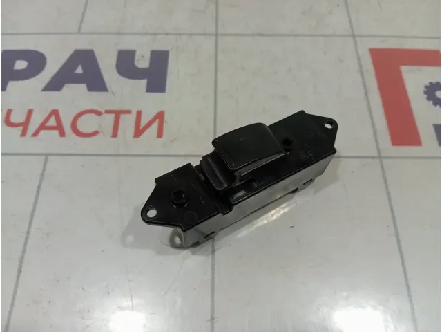 Кнопка стеклоподъемника задняя левая Mitsubishi Pajero Sport 8608A163