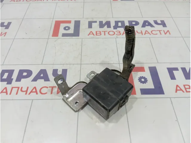 Блок предохранителей Mitsubishi Pajero Sport