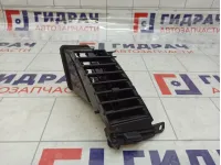 Дефлектор воздушный левый Mitsubishi Pajero Sport 8030A126