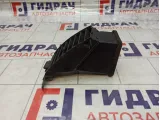 Дефлектор воздушный левый Mitsubishi Pajero Sport 8030A126