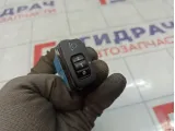 Кнопка корректора фар Mitsubishi Pajero Sport 8614A136