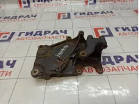 Кронштейн ролика-натяжителя ручейкового ремня Mitsubishi Pajero Sport 4450A172