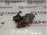 Кронштейн ролика-натяжителя ручейкового ремня Mitsubishi Pajero Sport 4450A172
