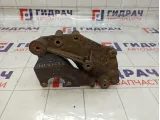 Кронштейн ролика-натяжителя ручейкового ремня Mitsubishi Pajero Sport 4450A172