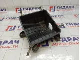 Корпус воздушного фильтра Mitsubishi Pajero Sport MN135613
