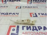 Направляющая переднего бампера правая Mitsubishi Pajero Sport MN146320
