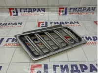 Решетка радиатора левая Mitsubishi Pajero Sport 7450A569