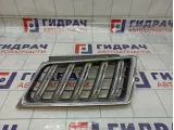 Решетка радиатора правая Mitsubishi Pajero Sport 7450A570