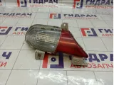 Фонарь задний в бампер правый Mitsubishi Pajero Sport 8336A118
