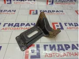 Кронштейн переднего бампера правый Mitsubishi Pajero Sport 6400F554