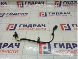 Датчик положения распредвала Mitsubishi Pajero Sport MR985041