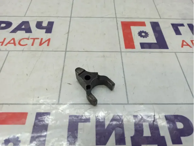 Кронштейн форсунки Mitsubishi Pajero Sport 1465A398