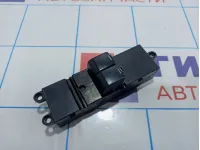 Блок управления стеклоподъемниками Nissan Almera Classic (B10) 25400-95F0B