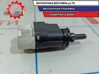 Датчик включения стопсигнала Nissan Almera G15 25320-00Q0C.
