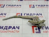 Стеклоподъемник механический задний правый Nissan Almera Classic (B10) 82720-95F0A