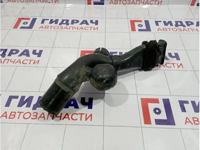 Патрубок воздушного фильтра Nissan Almera Classic (B10) 16573-95F0A