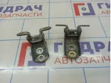 Петли двери передней правой Nissan Almera Classic (B10)