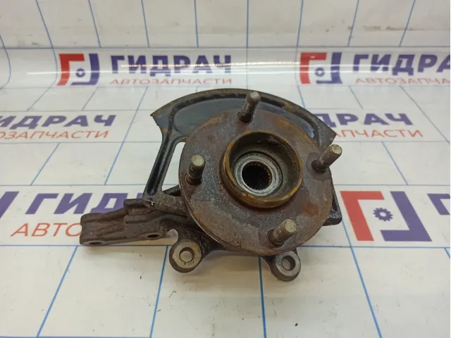 Кулак поворотный передний левый Nissan Almera Classic (B10) 40015-95F0A