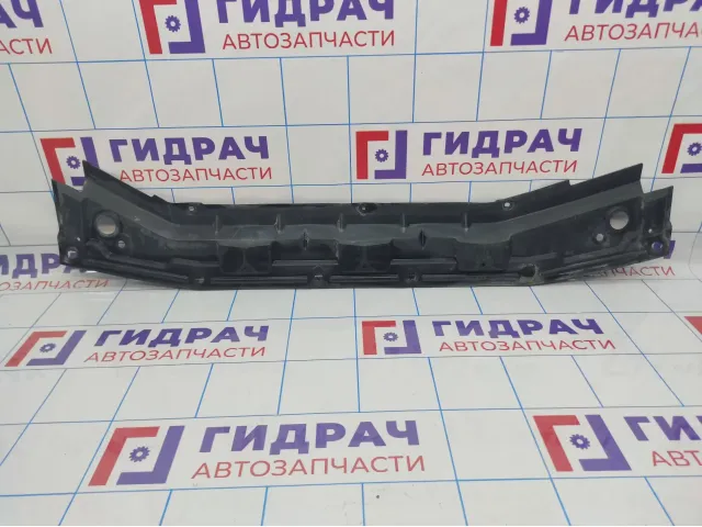 Пыльник двигателя центральный Nissan Almera (G15) 75898-4AA0A.