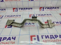 Кронштейн переднего бампера Nissan Almera (G15) 62290-4AA8B.