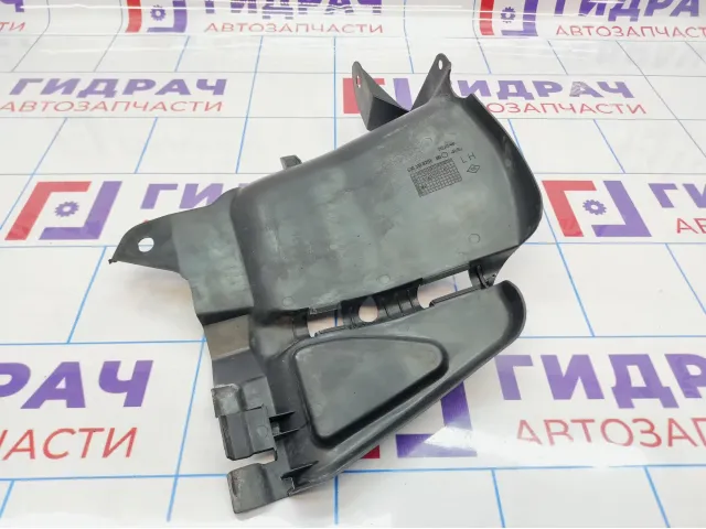 Пыльник двигателя боковой левый Nissan Almera (G15) 63833-00Q0A.